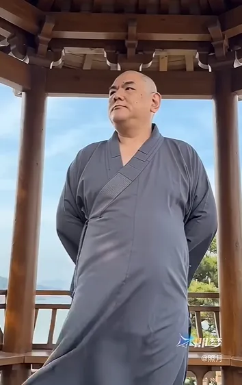 AI 好好玩 | 善待老人