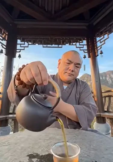 AI 好好玩 | 肥Cal與和尚